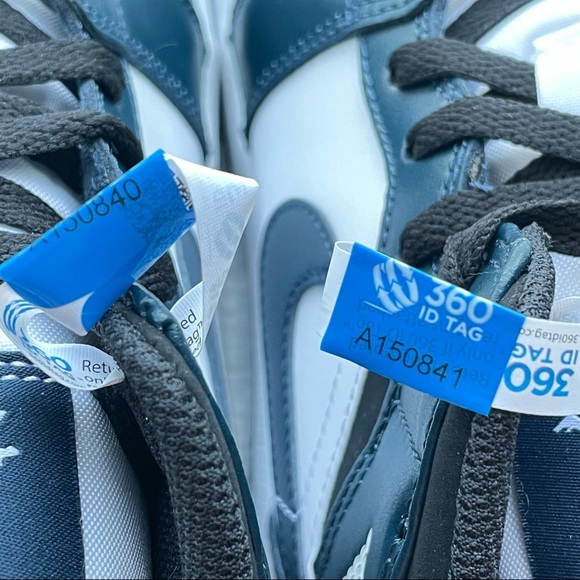 NIKE Air Jordan 1 Mid Armory Navy PRICE FIRM - Picture 14 of 14